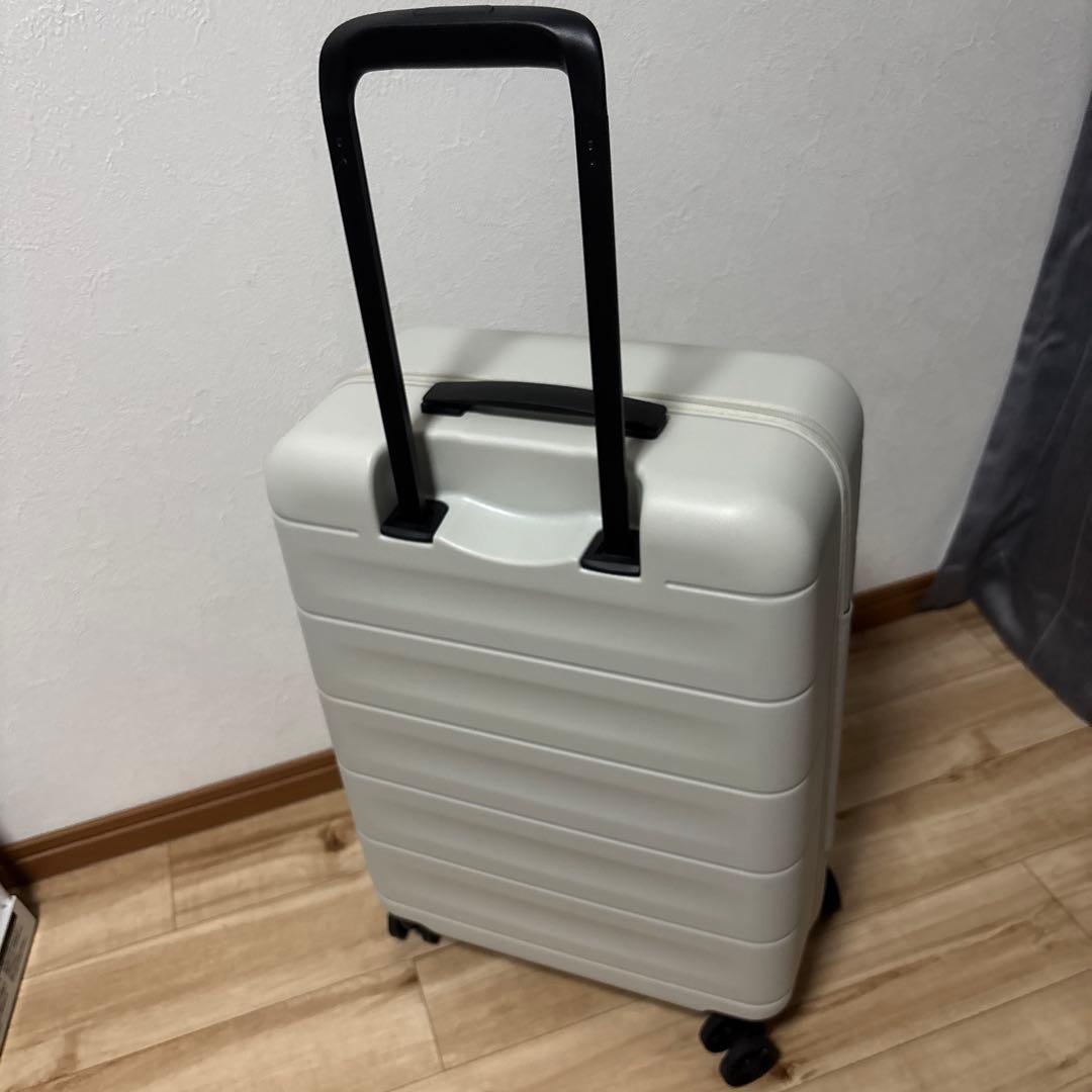 OLTIMO キャリーケース　ホワイト　約40L 未使用　最安値