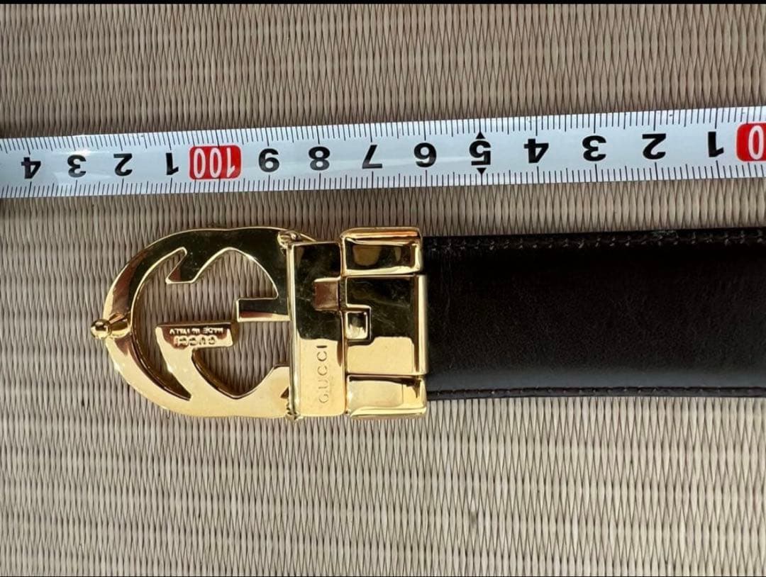 GUCCI ブラック ベルト ゴールドバックル