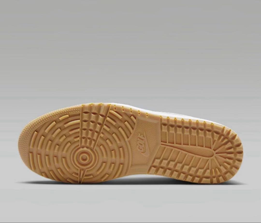 ゴルフシューズ　Nike Air Jordan 1 Low ホワイト/グレー