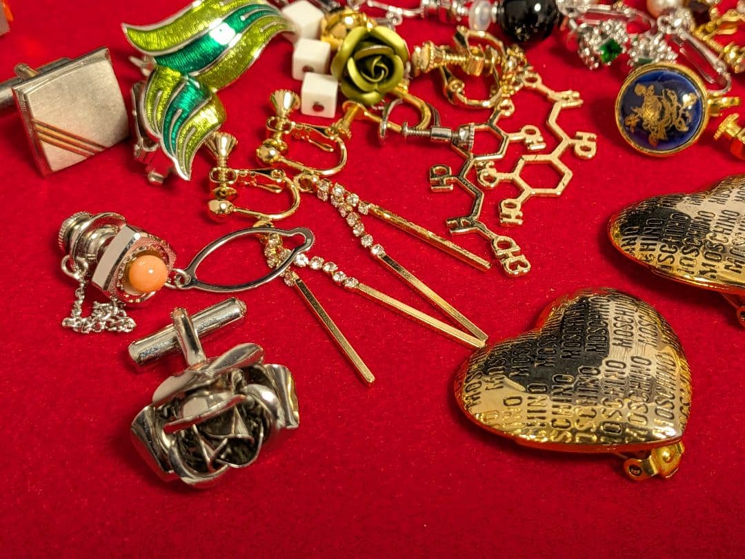 生前整理 遺品整理 刻印 天然石 ブランド アクセサリーまとめ - メルカリ