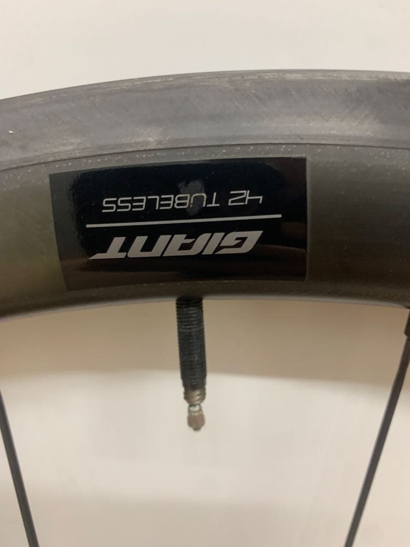 GIANT SLR 42 TUBELESS チューブレスタイヤ(前輪のみ)