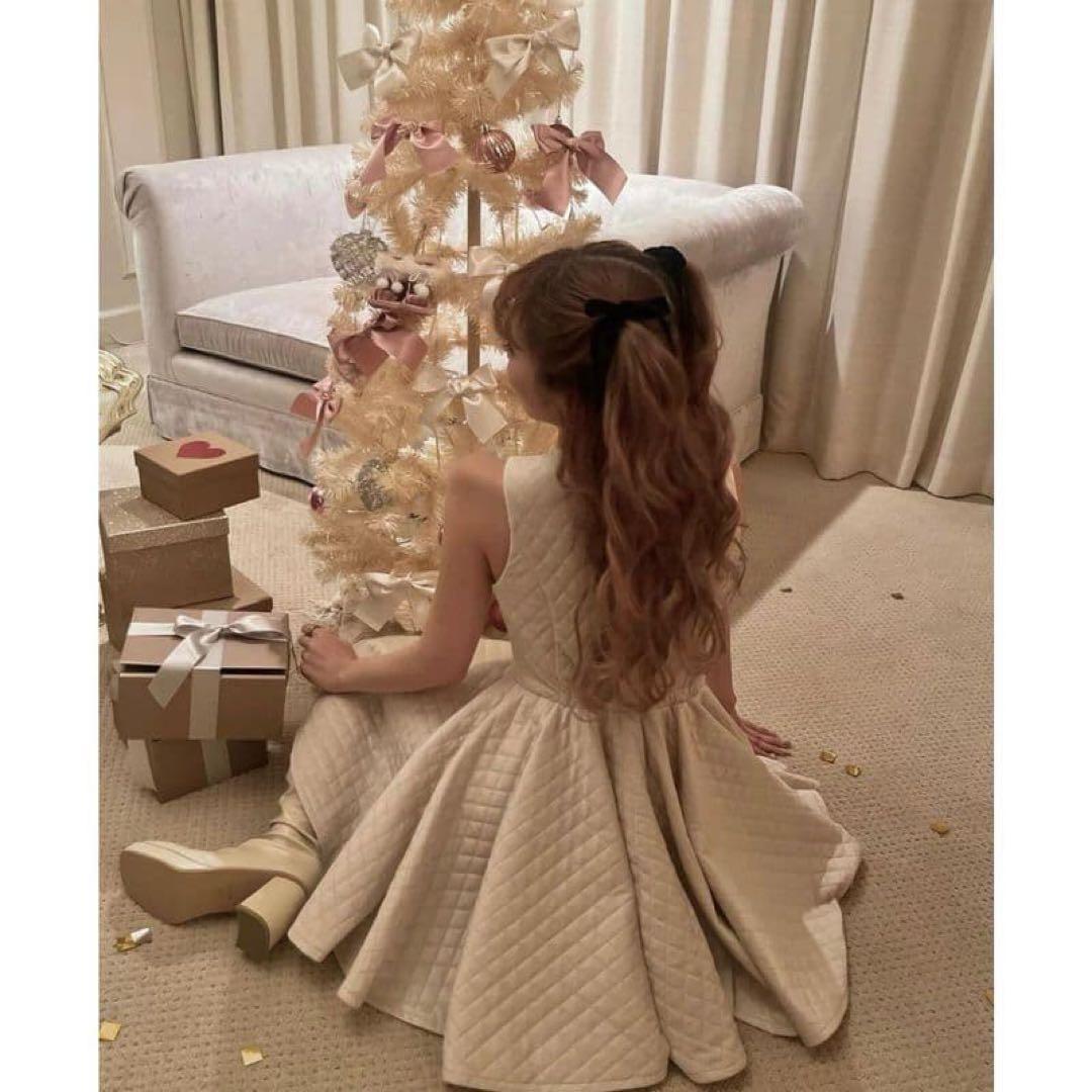 treart urself キルティングベロアミニワンピース アイボリー - メルカリ