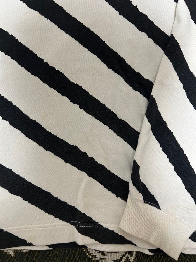 【筆タグ】 ストライプ ハイネックスウェット【ISSEY MIYAKE】