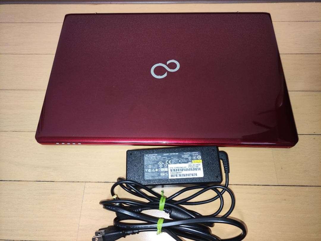 富士通 LIFEBOOK AH77/M Core i7ノート