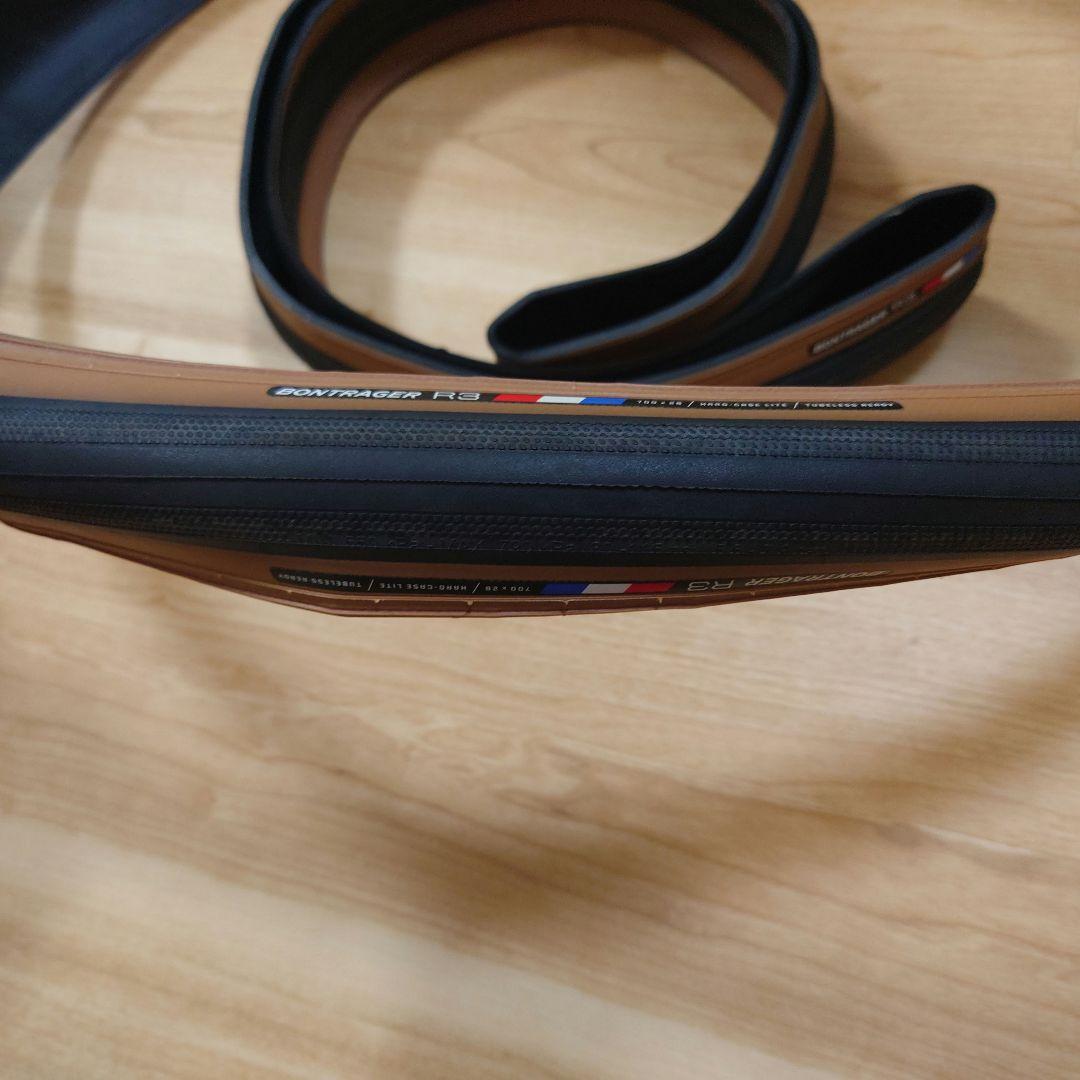 【値下げ】完成車外し ボントレガー チューブレスレディ ロードバイク タイヤ