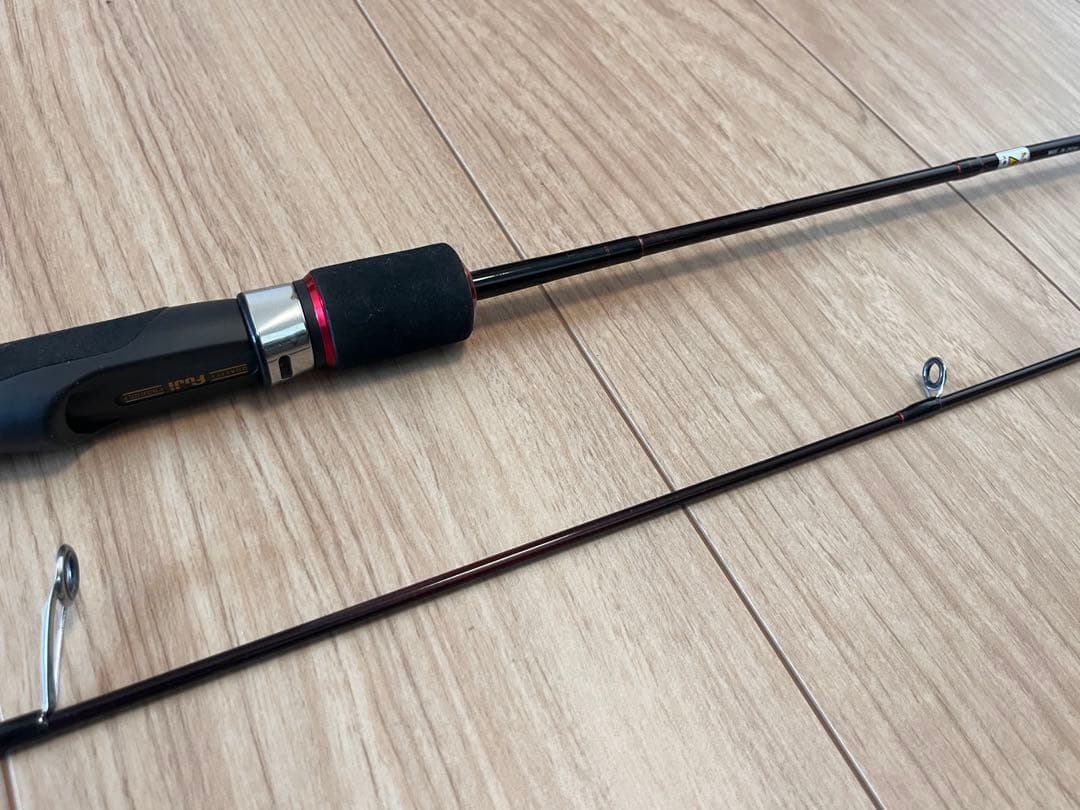 フォレストの釣具になります。