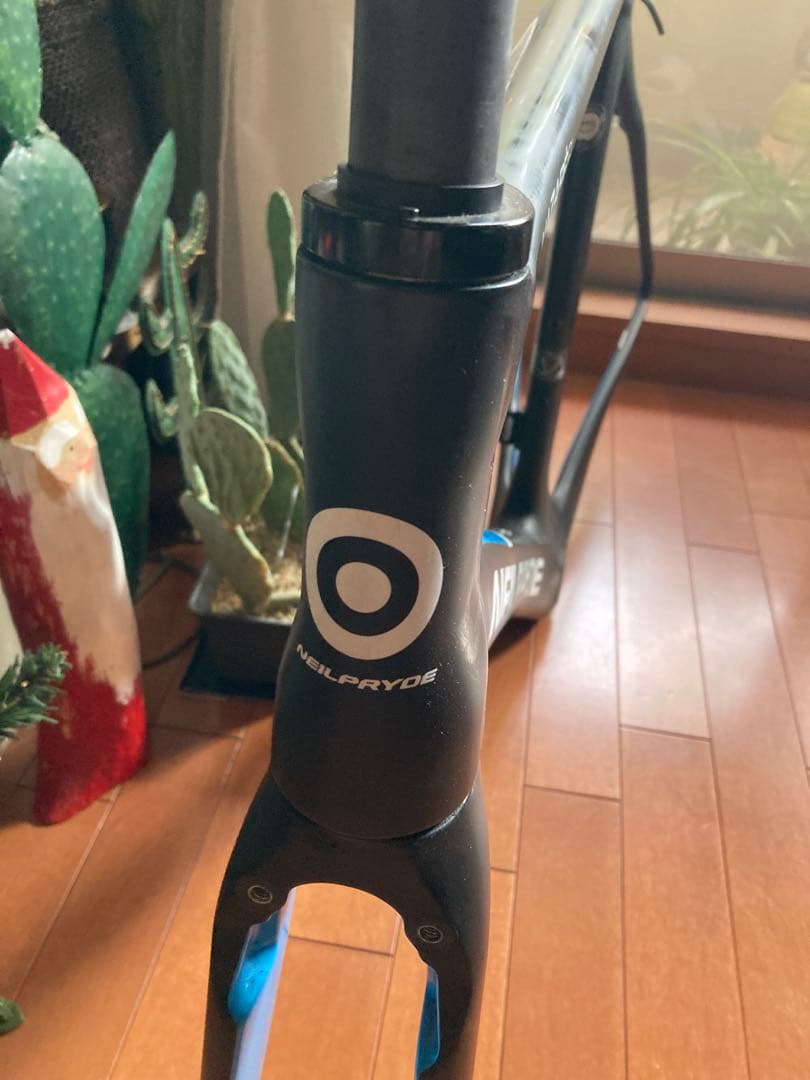 NEILPRYDE NAZARÉ SL フレーム ブラック/ブルー