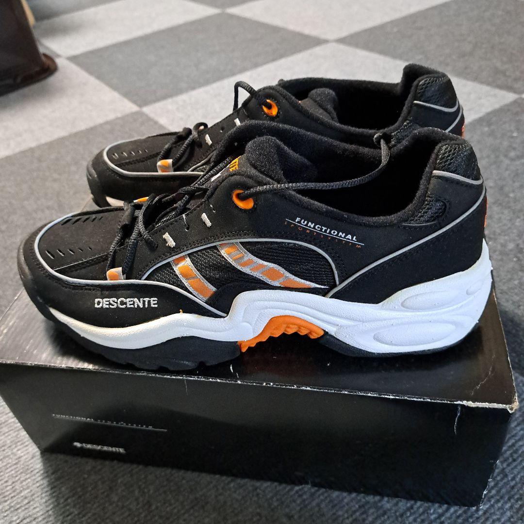 デサントスニーカー 長嶋茂雄モデル 2000足限定発売品未使用 - メルカリ