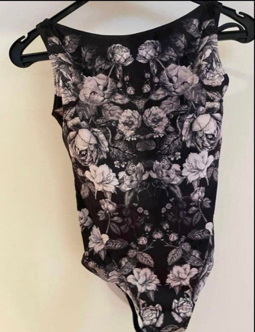 お得 新品 unoa L size ウノア レオタード バレエ