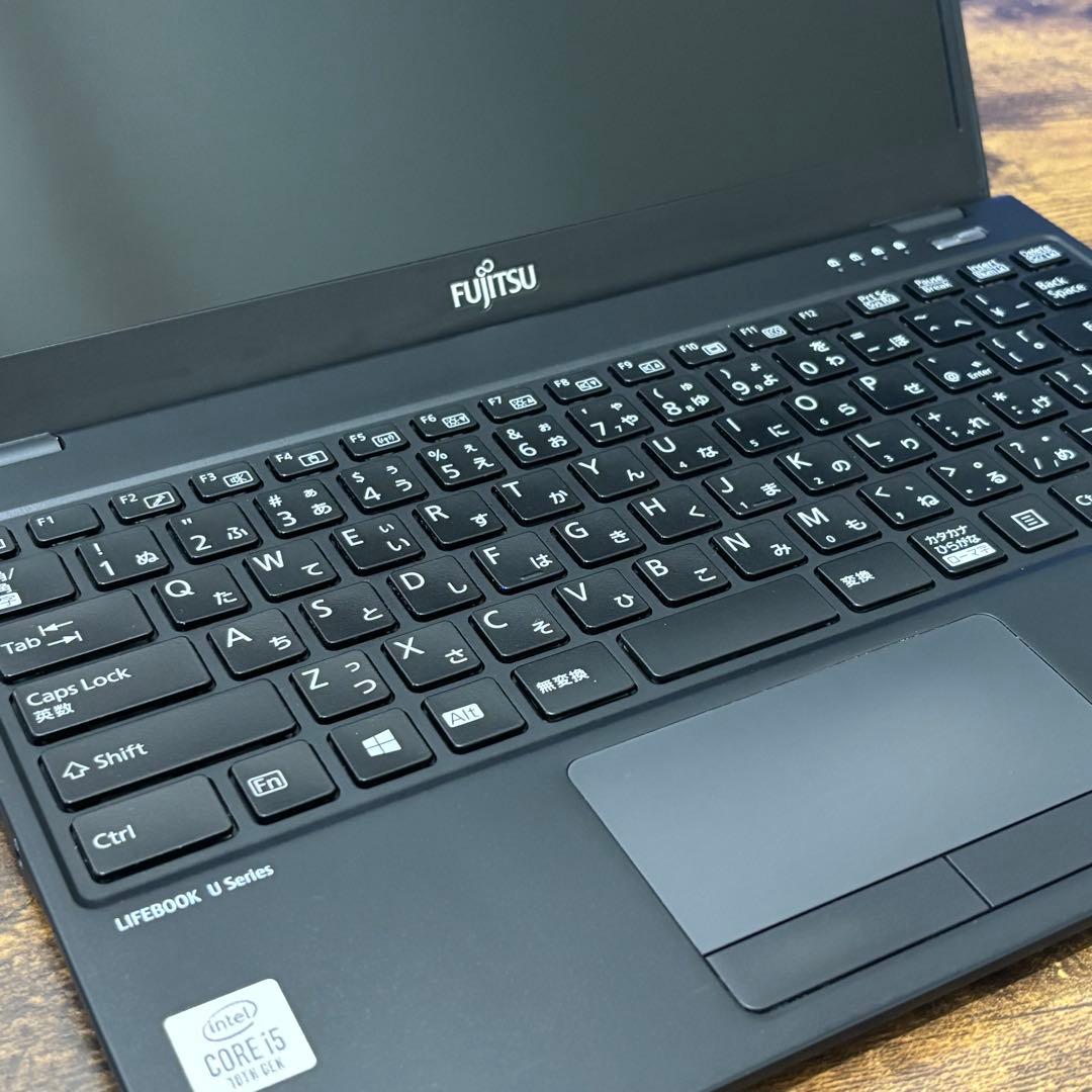 FUJITSU LIFEBOOK U Series 13.3インチ