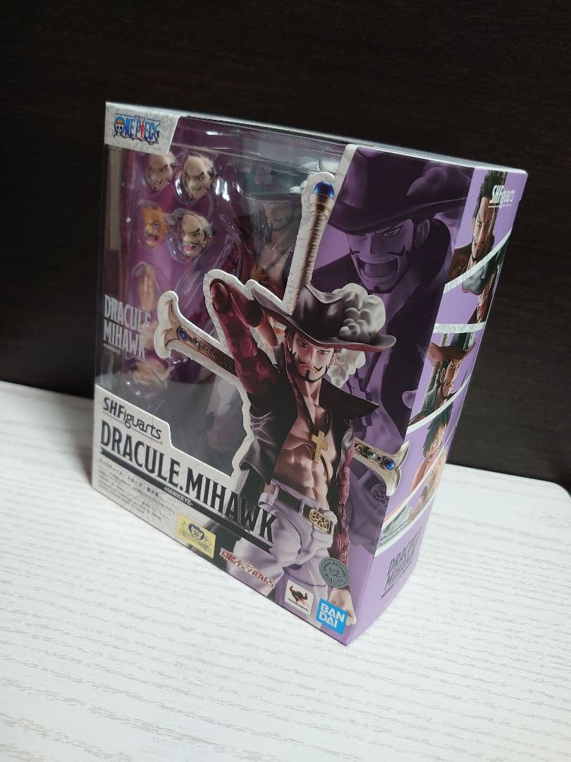 S.H.Figuarts ジュラキュール・ミホーク 鷹の目 ワンピースフィギュア