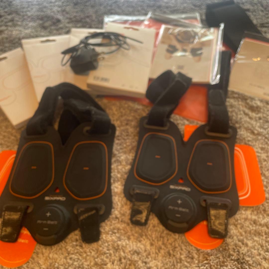 a*.様 シックスパッド　アームセット　純正ジェルシート付