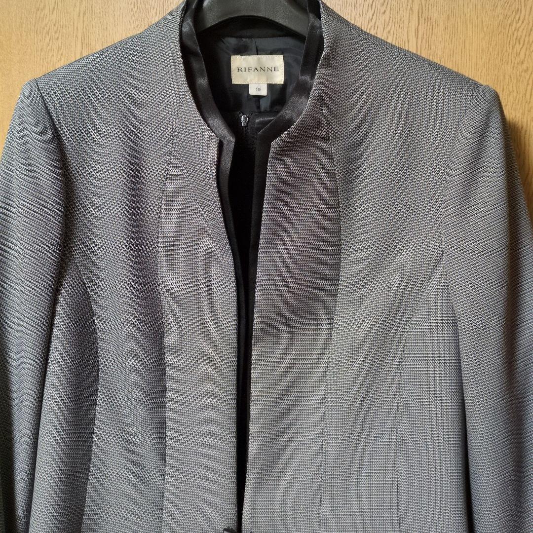 フォーマル　グレージャケット、ワンピース　　19号