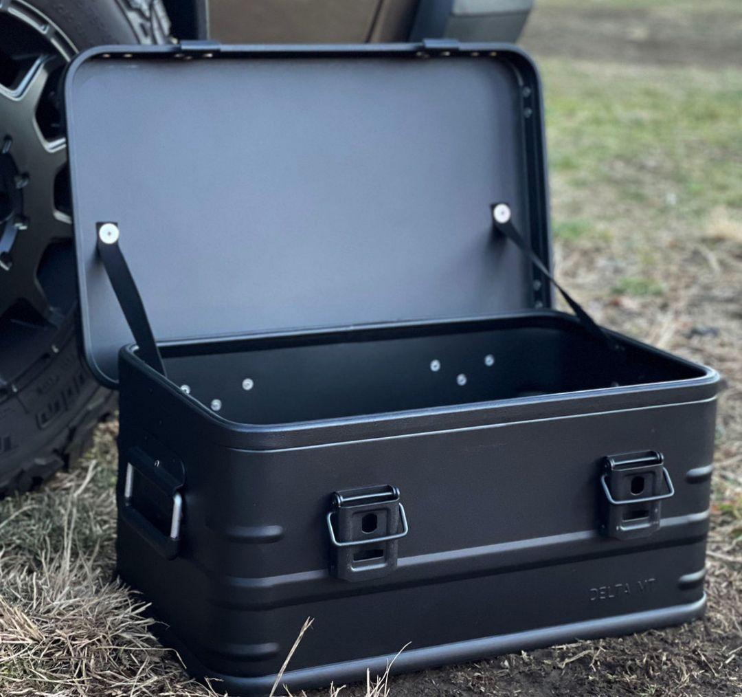 DELTA/MT アルミコンテナブラック82L用