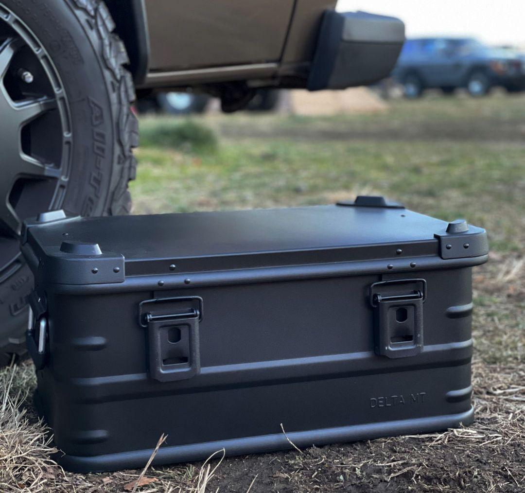 DELTA/MT アルミコンテナブラック82L用