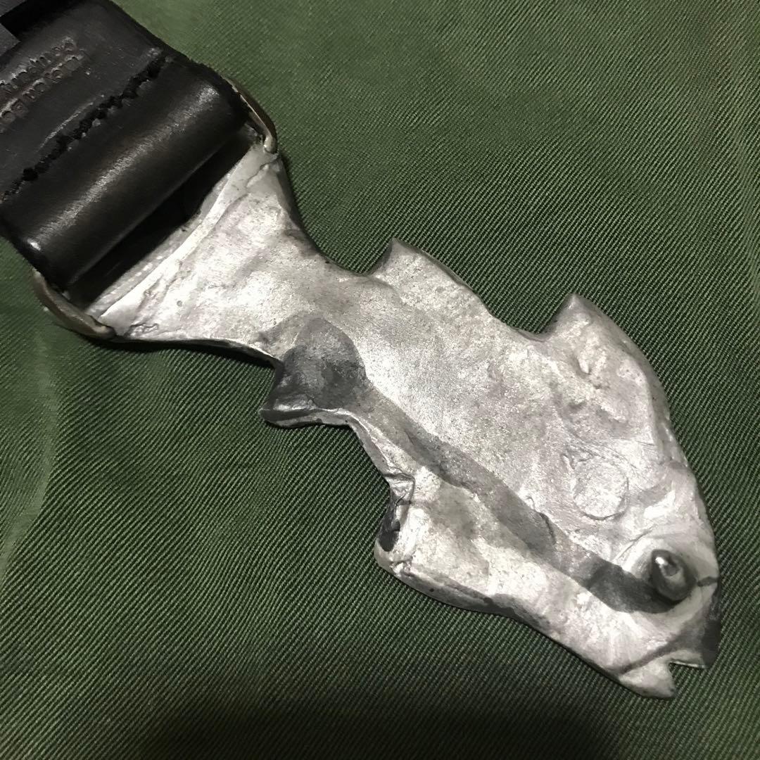 Halcyon Belt Companyブライドルレザーフィッシュ型バックル