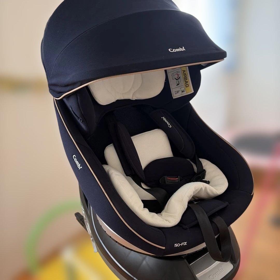 Combi チャイルドシート　クルムーブスマート　ISO-FIX ネイビー