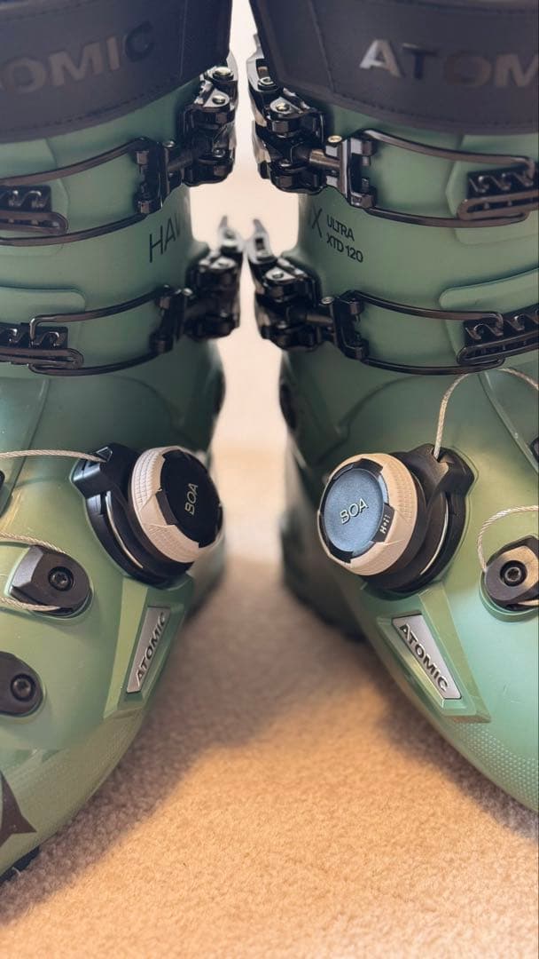 25-26ATOMIC HAWX ULTRA XTD 120BOAスキーブーツ