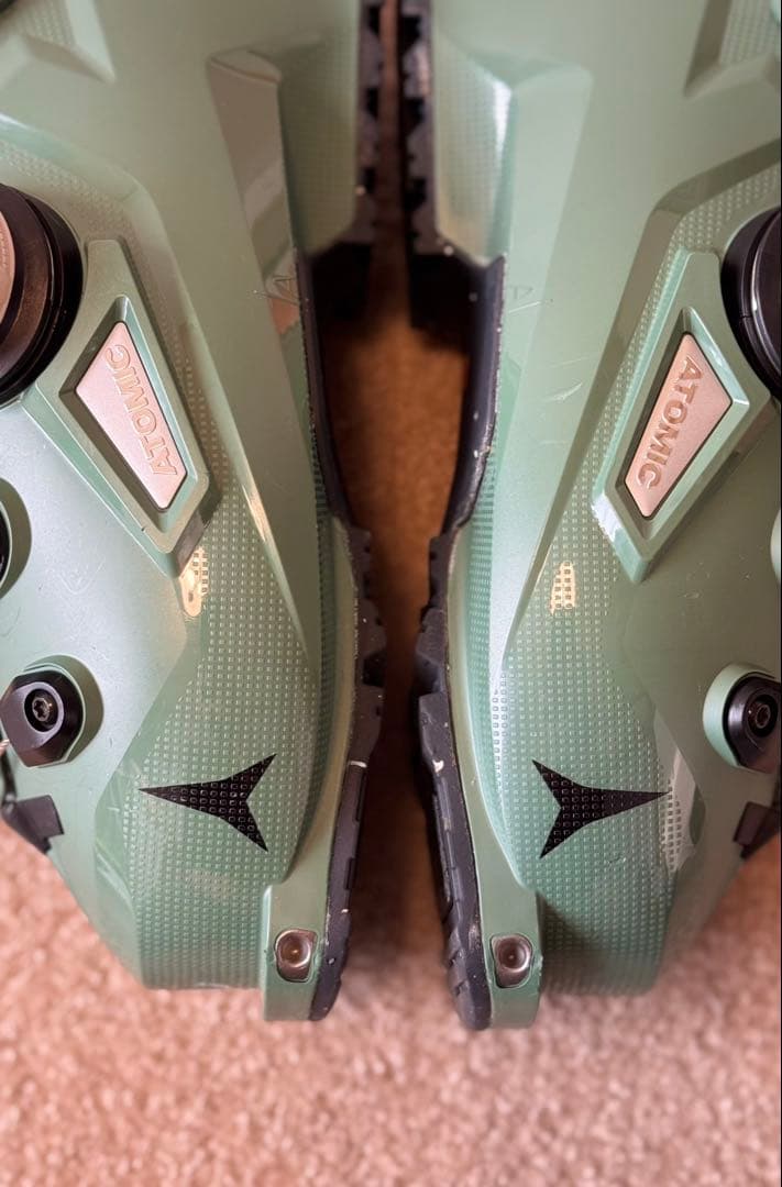 25-26ATOMIC HAWX ULTRA XTD 120BOAスキーブーツ