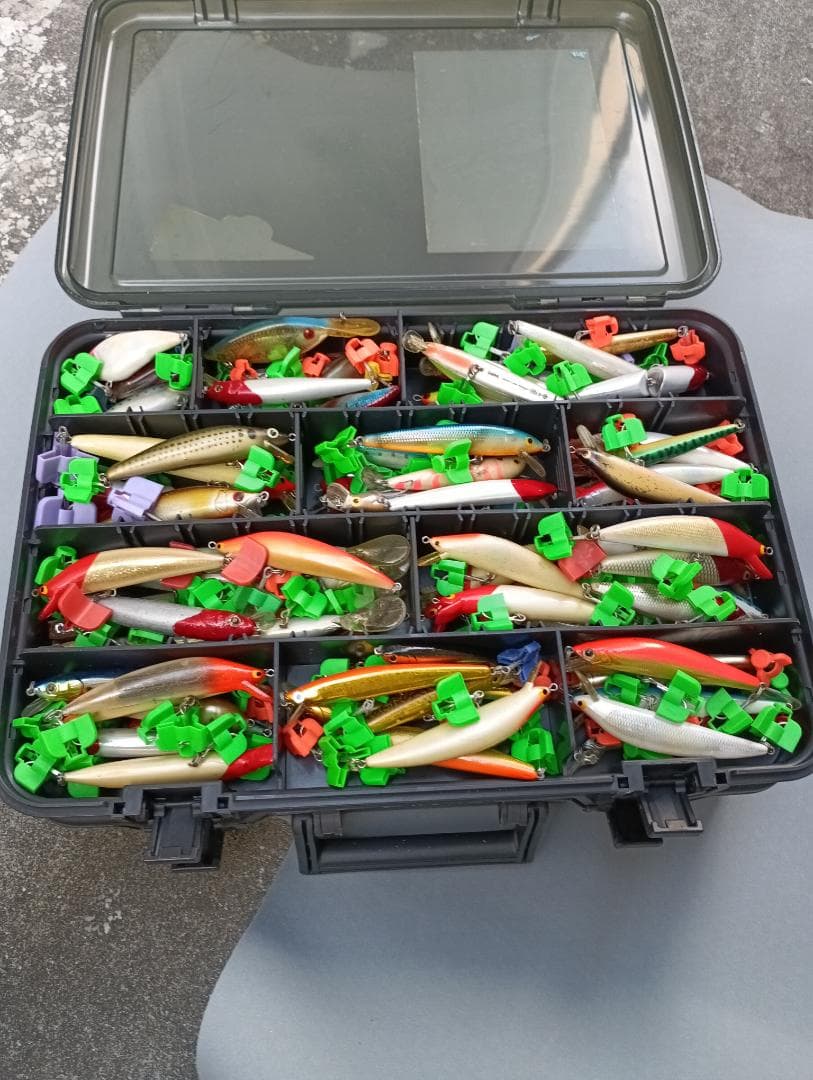 ルアー130個　使用品、美品、未使用品　ケース付