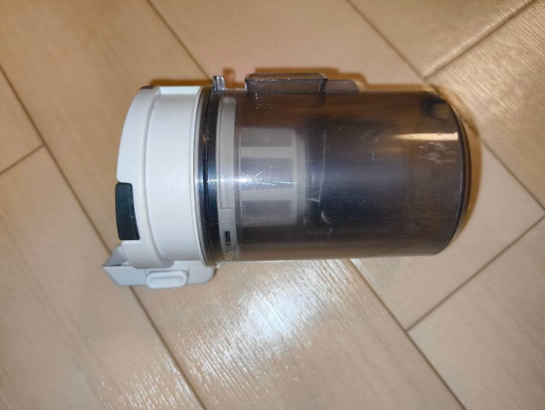 東芝 トルネオ コードレス 掃除機 VC-CLW33