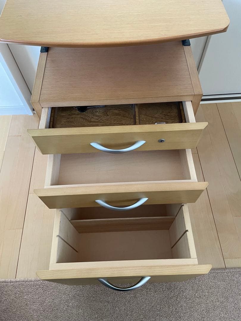 【値下げ！】カリモク　学習机　昇降式ワゴン③ 学習机3点セット→2点セット