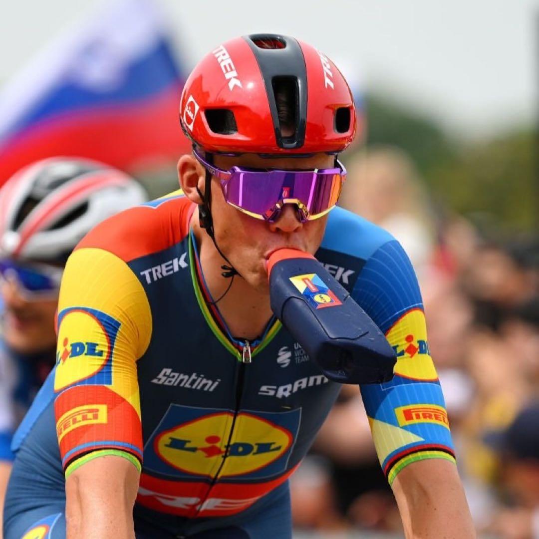 2本 選手支給品 リドルトレック 非売品 RSLエアロボトル Lidl Trek