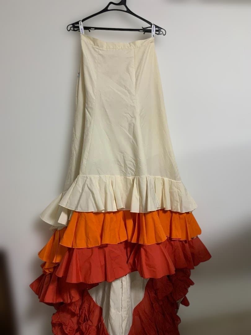 フラメンコ　バタデコーラスカート （赤・オレンジと白） 38