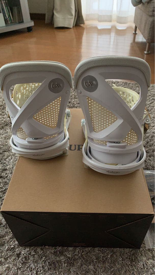 BURTON LEXA EST バインディング　Mサイズ