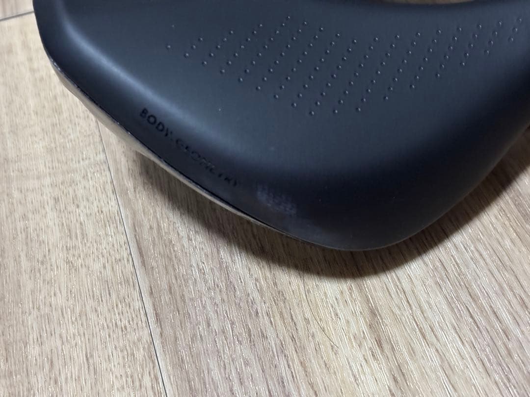 スペシャライズドサドル　143mm