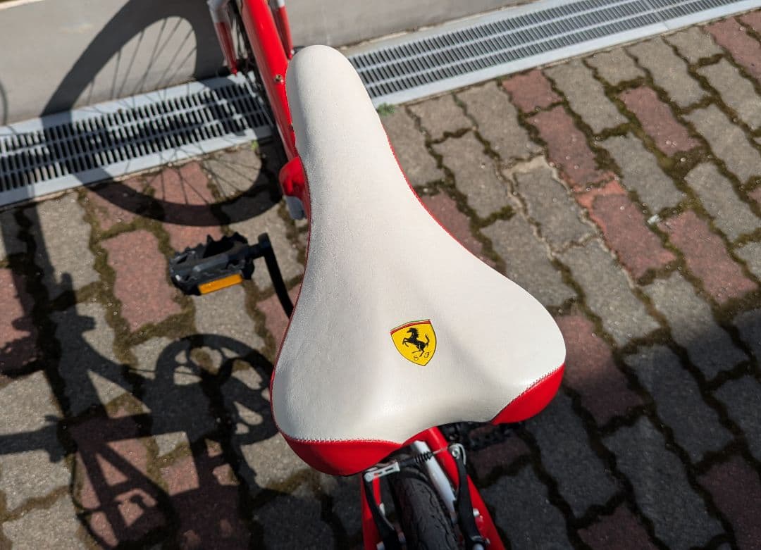 Ferrari フェラーリ スクーデリア 折りたたみ自転車変速機付き