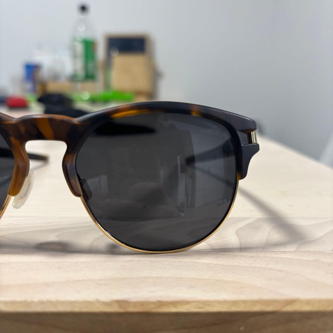 オークリー　サングラス　ラッチ　キー　美品 LATCH KEY