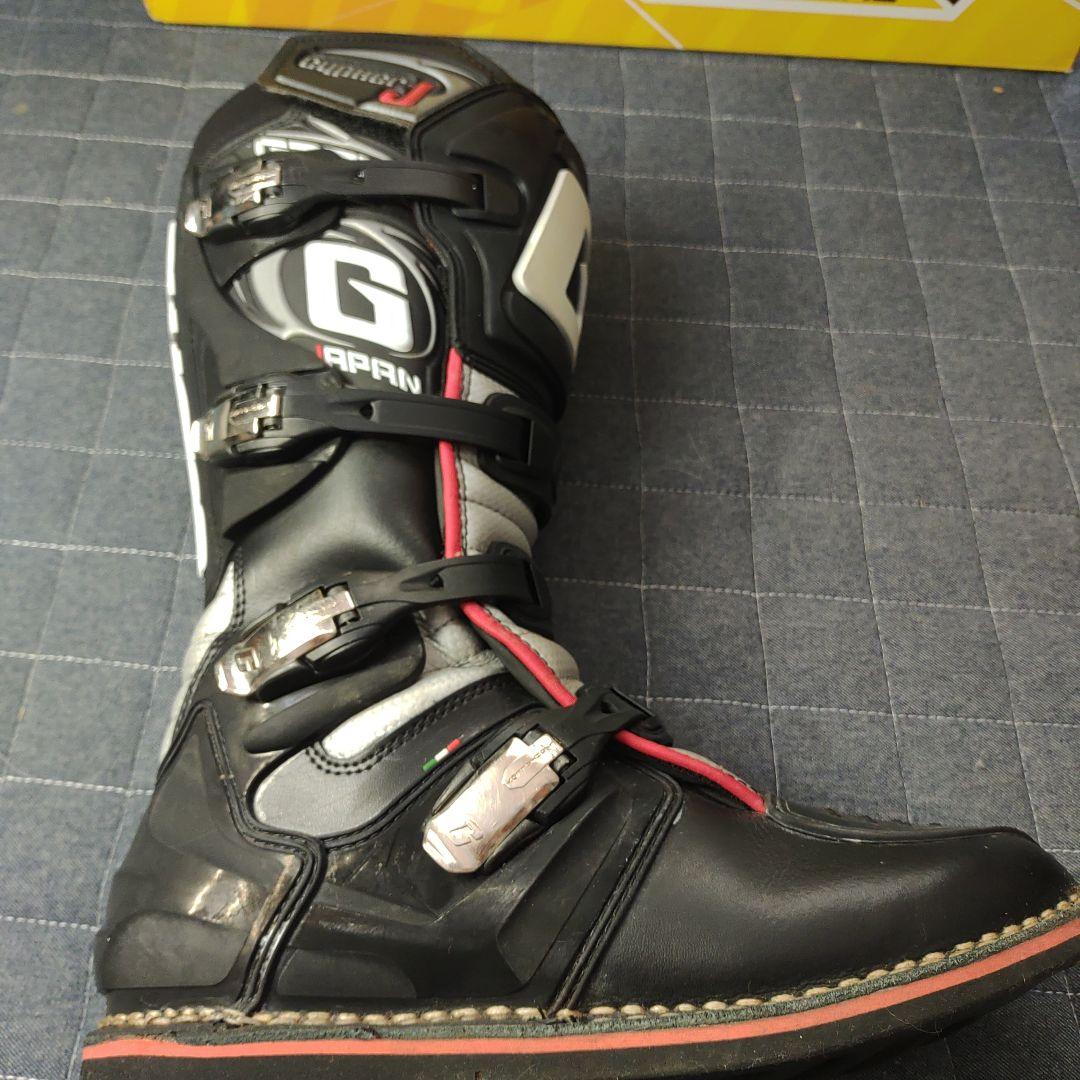 ガエルネ　サイファーJ オフロードバイクブーツ 黒　箱付き