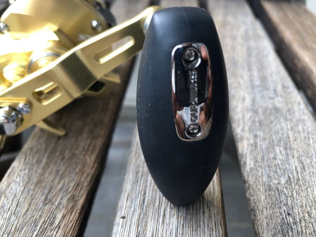 シマノ　オシアコンクエスト301XG （使用２回のみ）