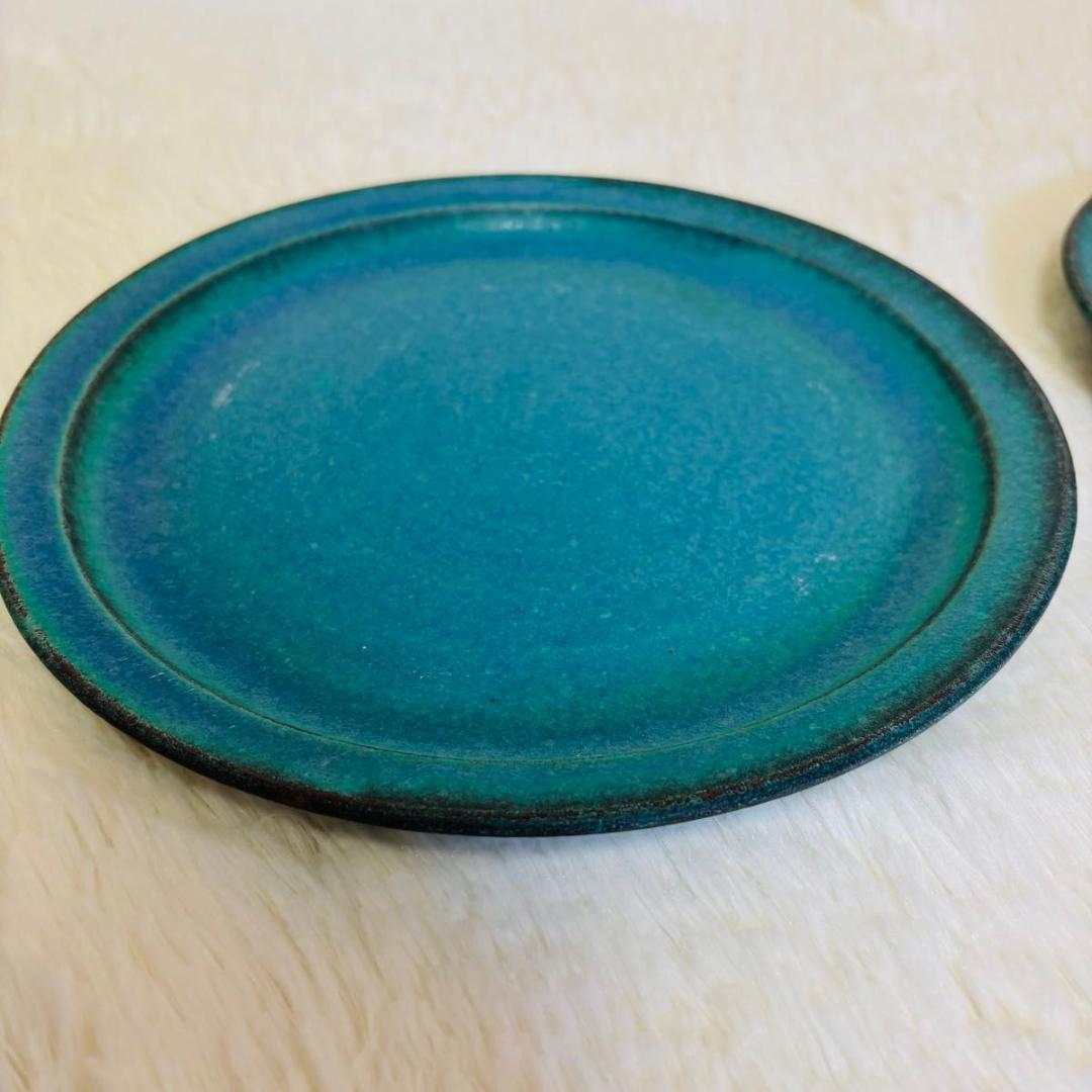 青い陶器プレート 4枚セット 未使用 食器 約23.8cm トルコブルー