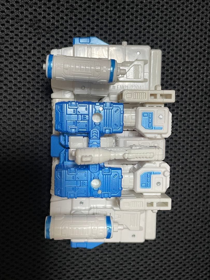 トランスフォーマー　シャッタードグラス　サウンドウェーブ