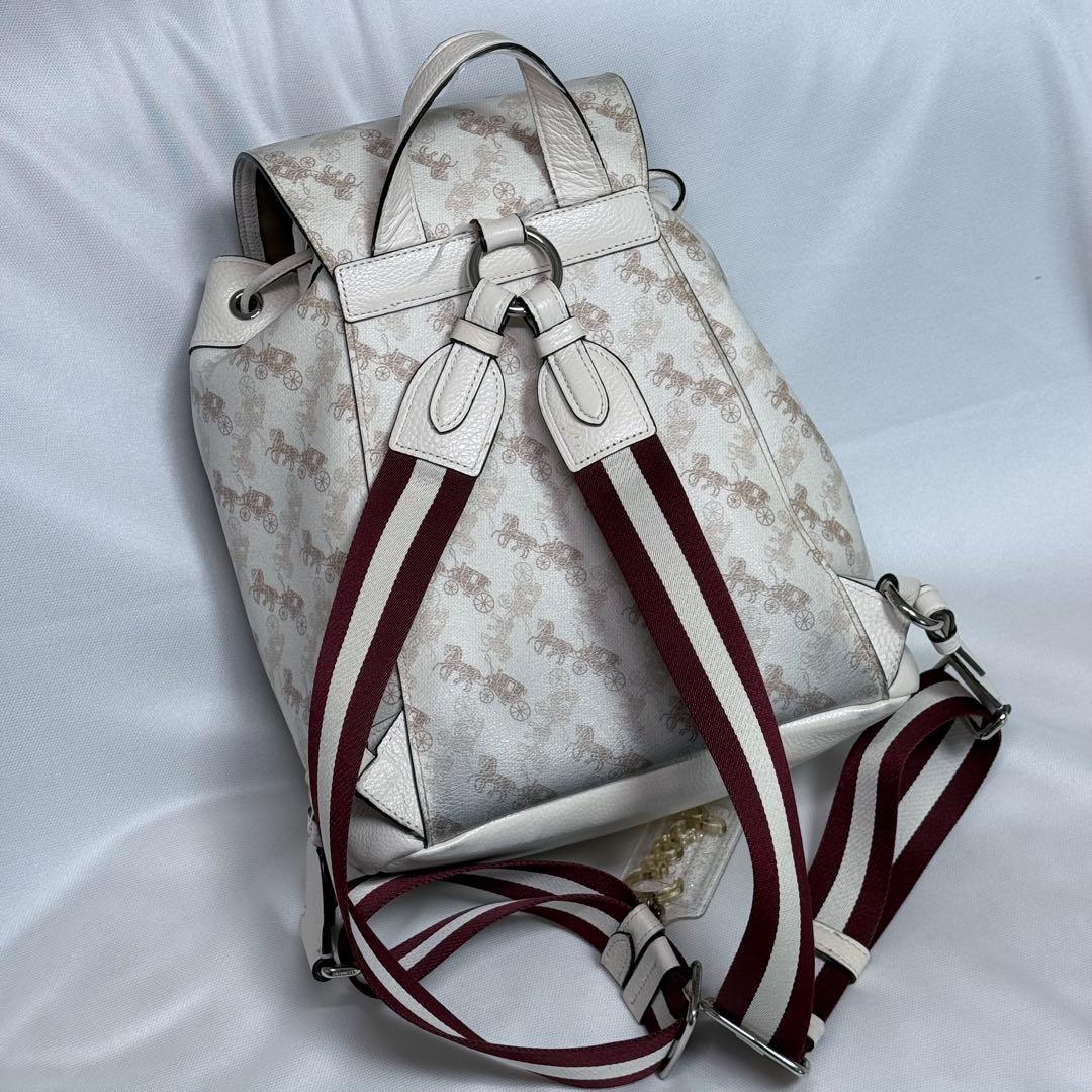 coach キーホルダー付きリュック