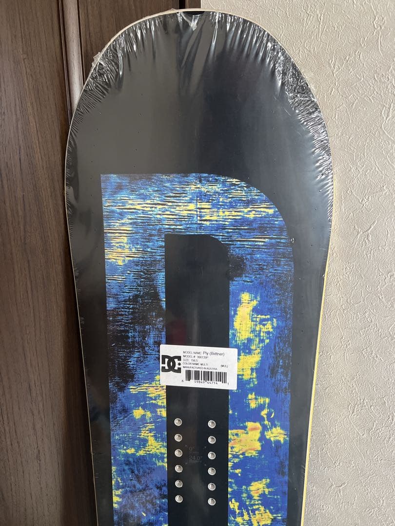 新品未使用　希少　DC Ply スノーボード ボード 板