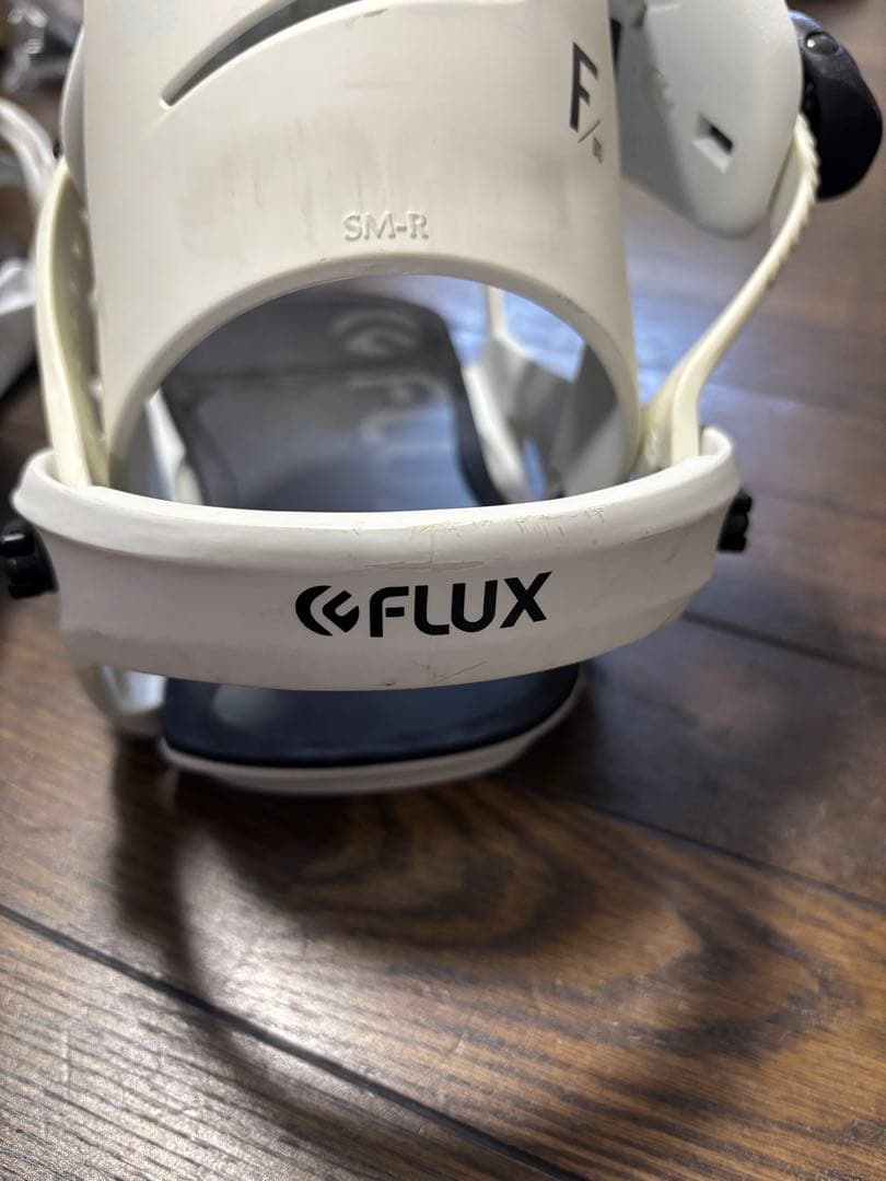 フラックス　FLUX DS 19-20 スノーボードビンディング 白