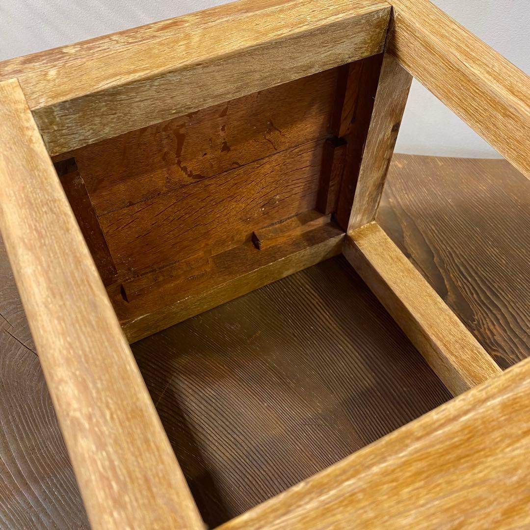 淡い木味の展示台 飾り棚 アンティーク