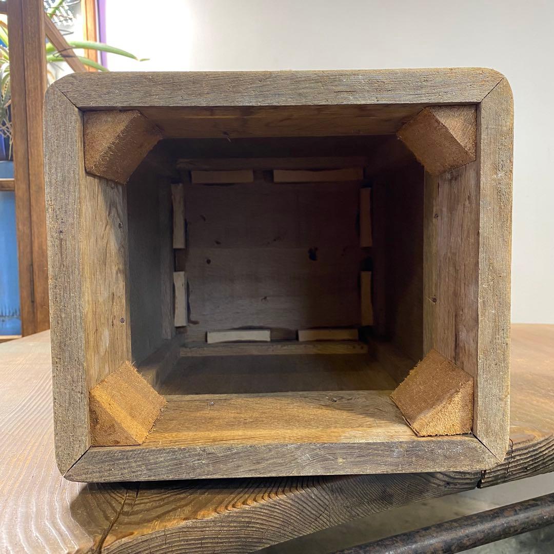 淡い木味の展示台 飾り棚 アンティーク