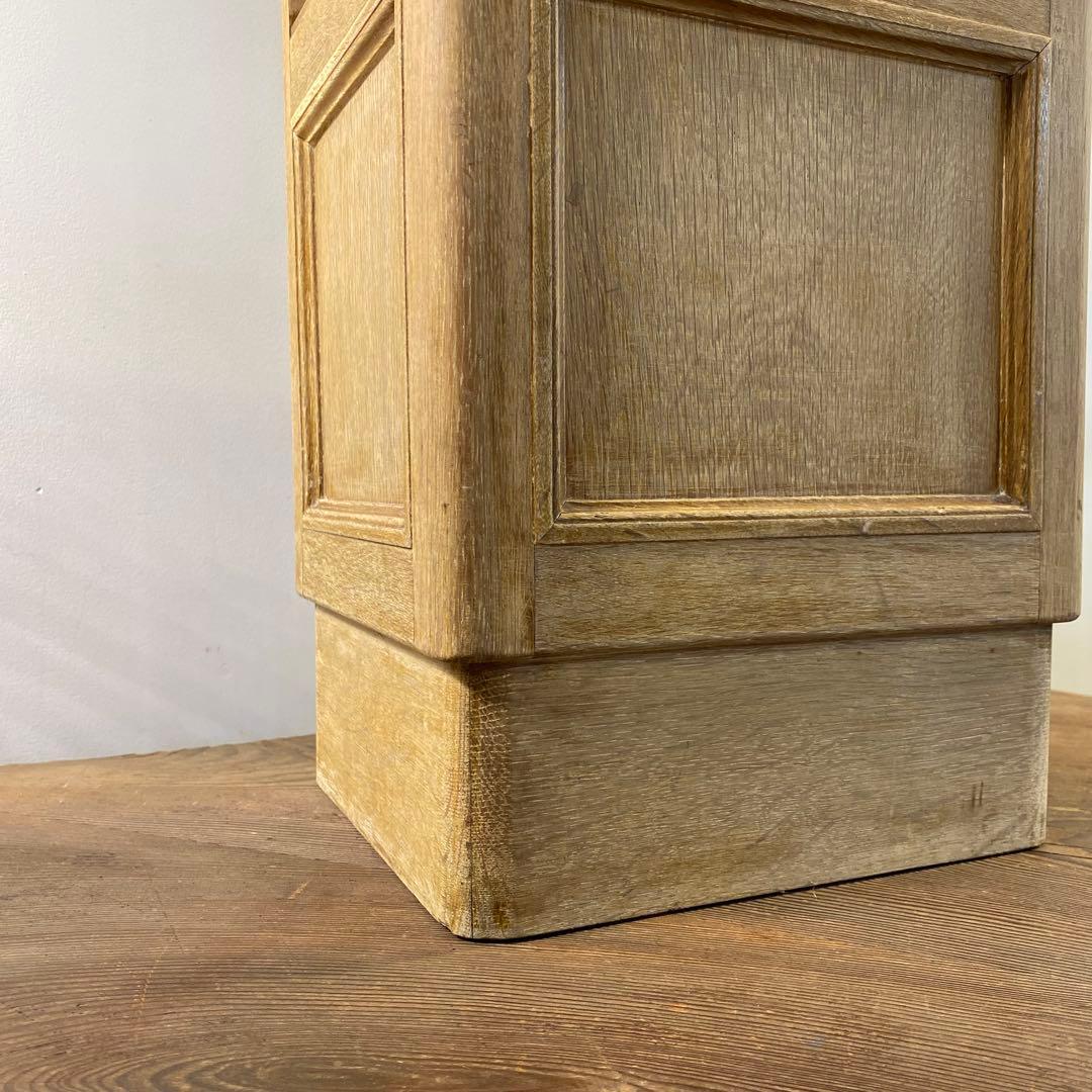 淡い木味の展示台 飾り棚 アンティーク