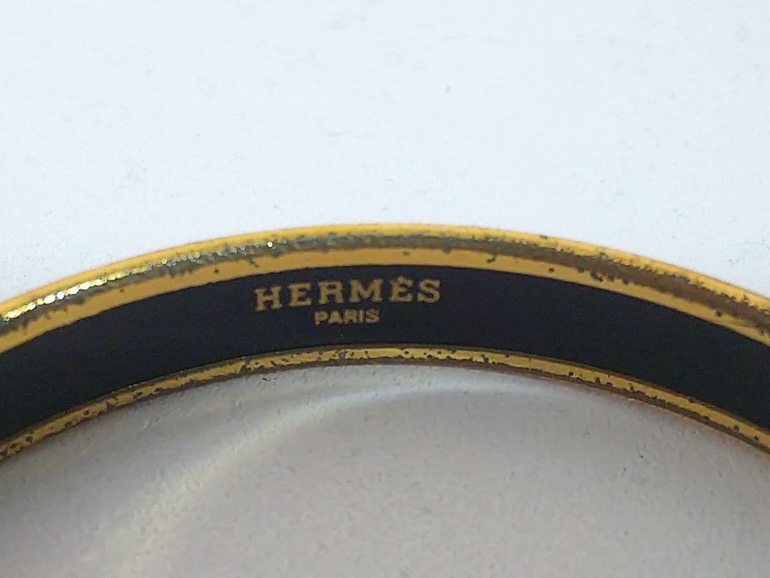 価格高騰中！！エルメス エマイユ 廃盤 レア 七宝焼 バングル レッド　花柄