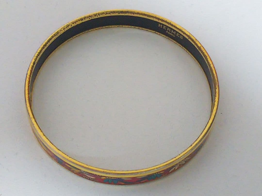 価格高騰中！！エルメス エマイユ 廃盤 レア 七宝焼 バングル レッド　花柄