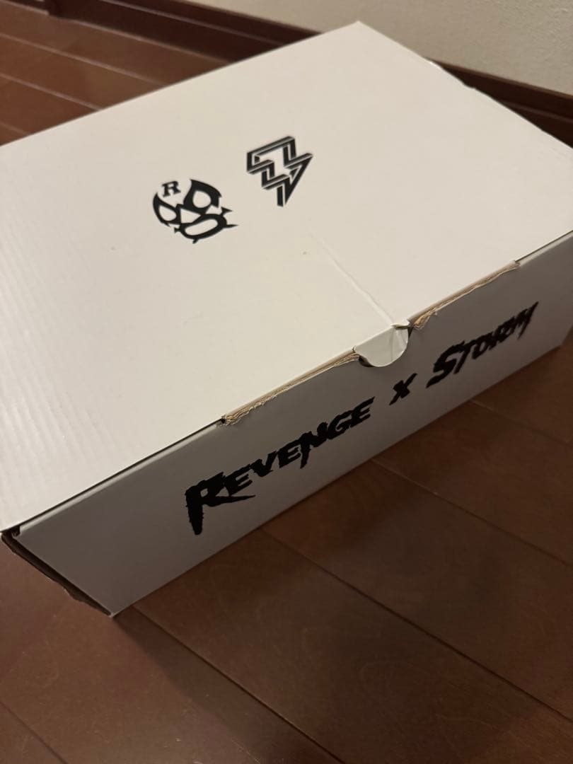 Russelino 赤黒 ハイカット シューズ　28センチ（新品未使用）