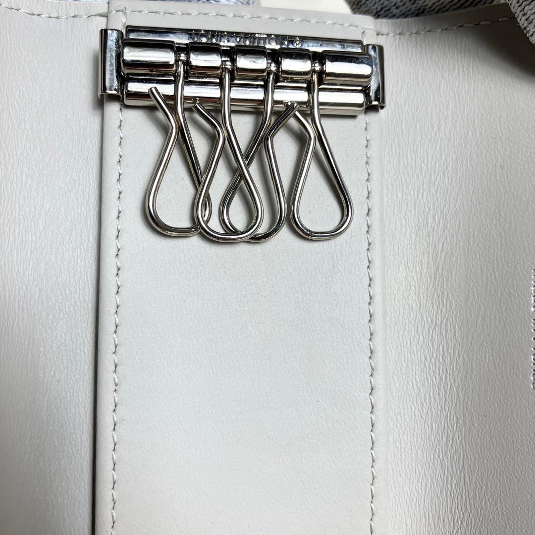 【未使用級】 ルイヴィトン＊ マヒナ4連キーケース モノグラム ICチップ