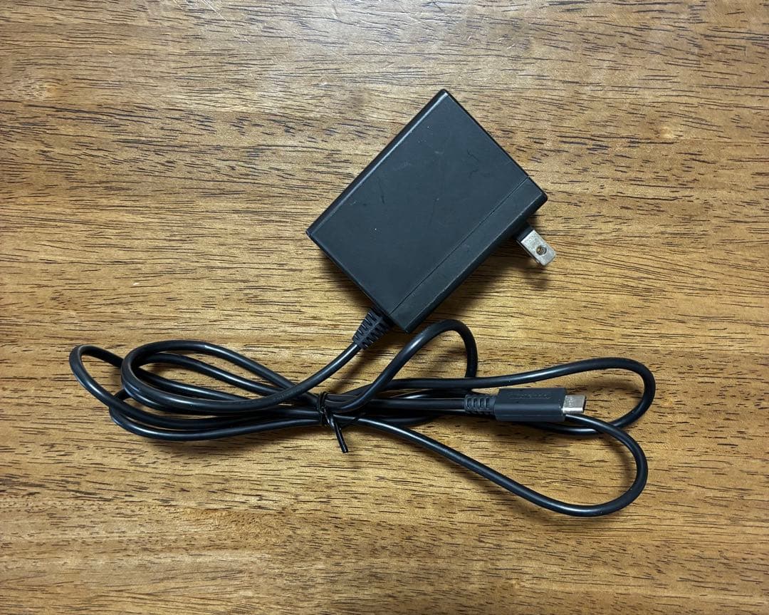 ニンテンドースイッチライト　コーラル　本体　おまけ付き