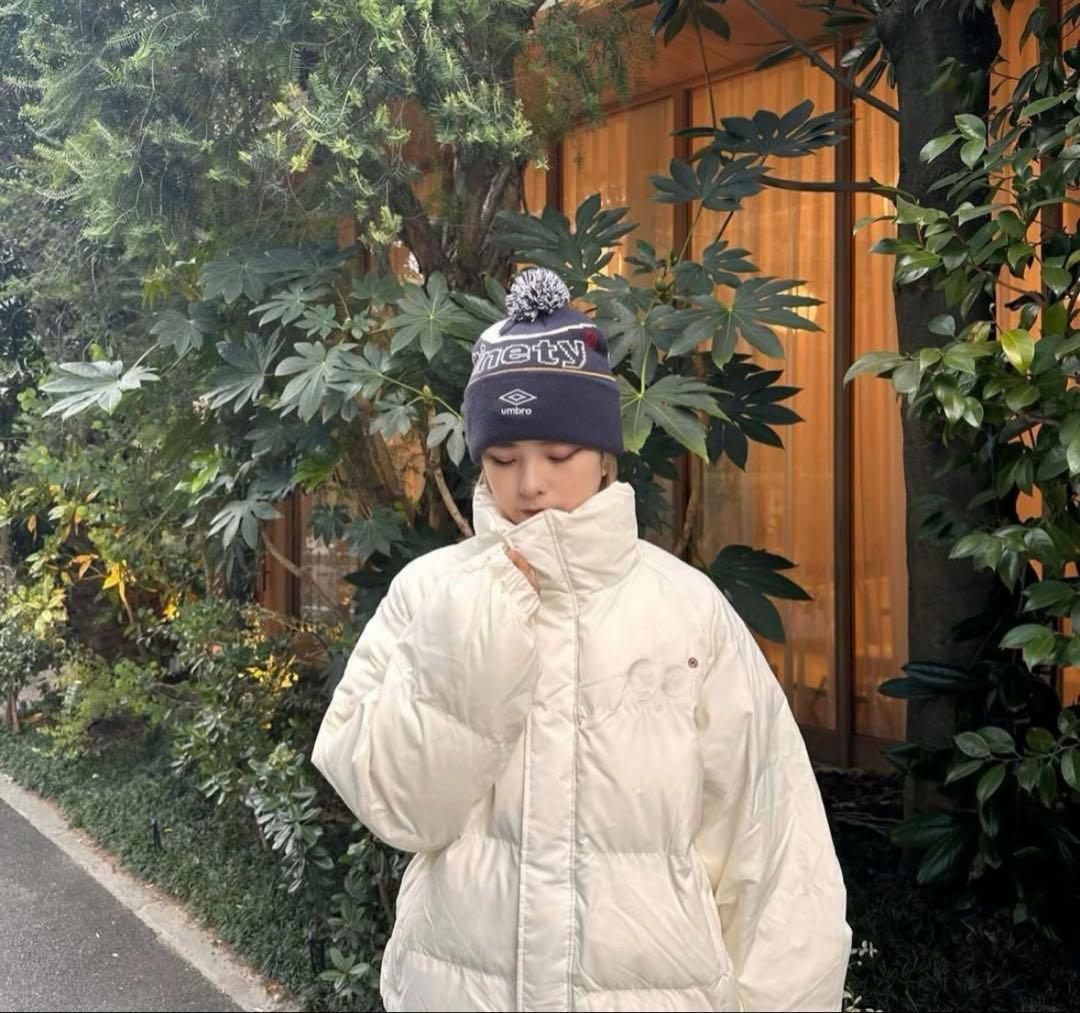 9090 90 Logo Rich Puffer Jacket XL アイボリー 高価