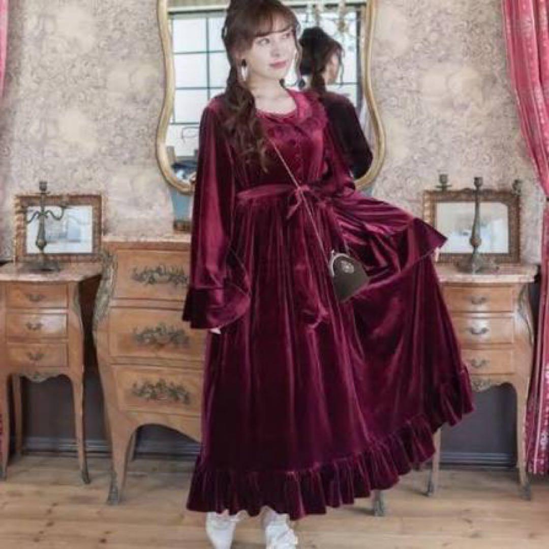 ミ*ン様 レディース ルームワンピース（クラロリくる実） 4L 大きい