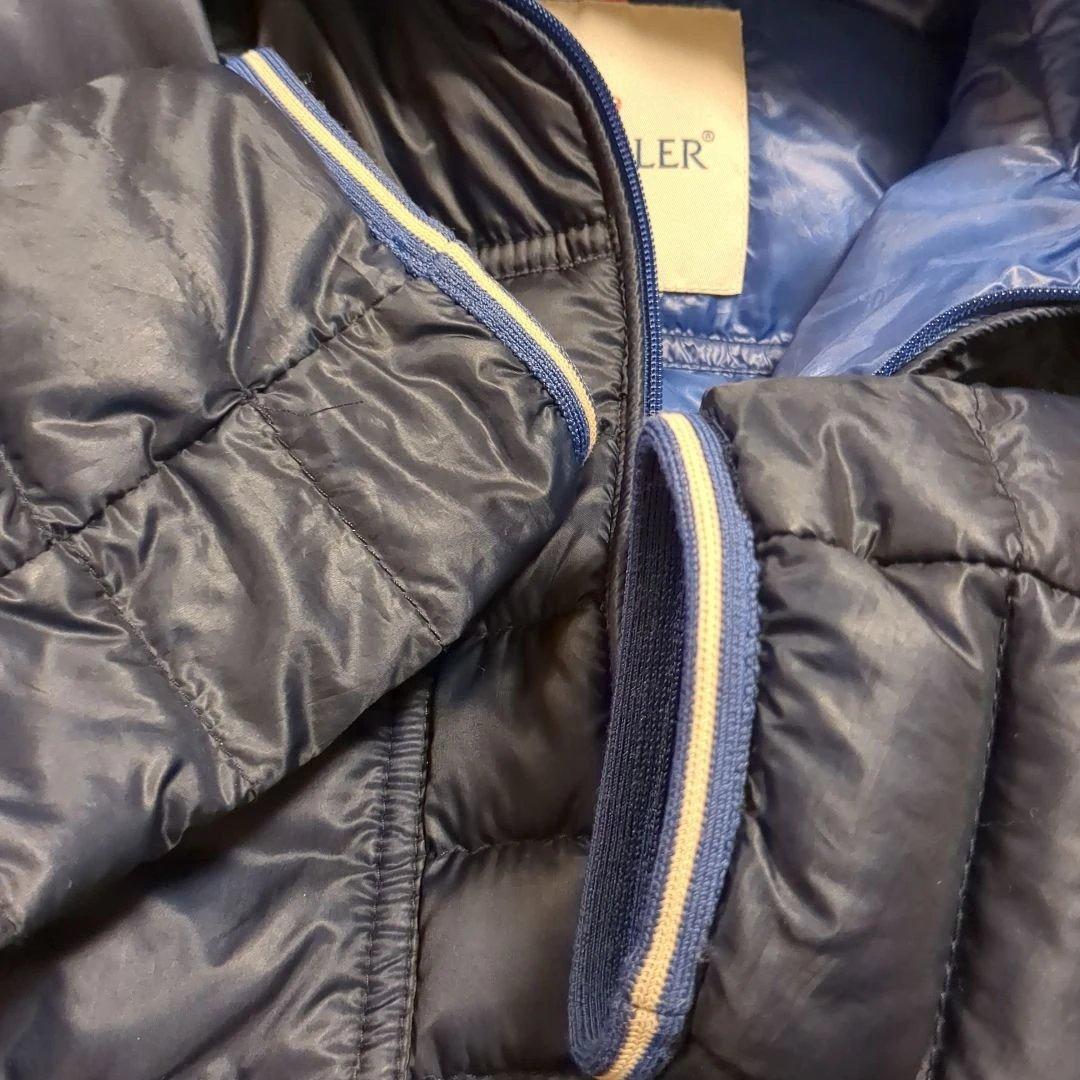 よ*。様 MONCLER ネイビー ダウンジャケット